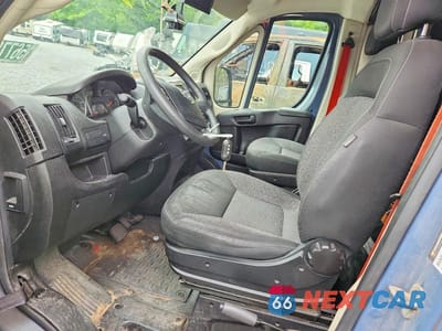 Zdjęcie 7 z 13 samochodu: 2020 RAM PROMASTER 3500 3500 HIGH VIN:3C6URVJG0LE133960 - miniatura