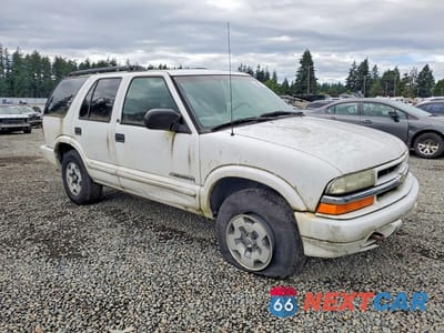 Czwarte zdjęcie samochodu z boku: 2003 CHEVROLET BLAZER VIN:1GNDT13X03K142162 - miniatura