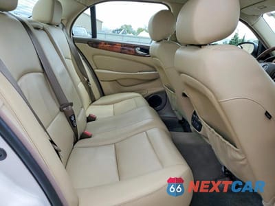 Zdjęcie 10 z 13 samochodu: 2006 JAGUAR XJR VIN:SAJWA73C96TH03632 - miniatura