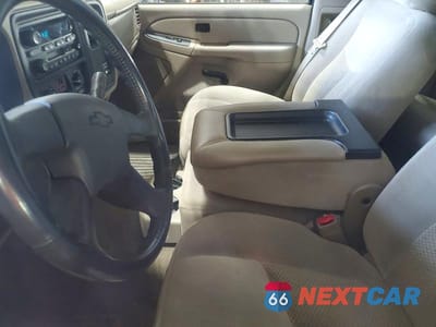 Zdjęcie 7 z 12 samochodu: 2004 CHEVROLET SILVERADO K1500 VIN:1GCEK19T64E178622 - miniatura