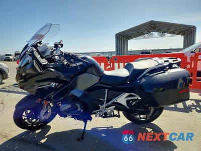 Trzecie zdjęcie samochodu z tyłu: 2024 BMW R 1250 RT VIN:WB10L0302R6K46204 - miniatura