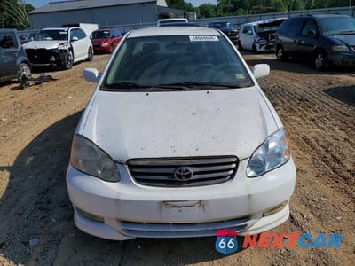 Piąte zdjęcie samochodu w środku: 2004 TOYOTA COROLLA S VIN:1NXBR32E94Z248976 - miniatura