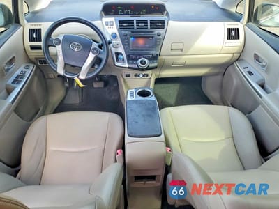 Zdjęcie 8 z 13 samochodu: 2014 TOYOTA PRIUS V FIVE VIN:JTDZN3EU1E3304658 - miniatura