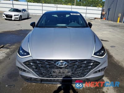 Piąte zdjęcie samochodu w środku: 2023 HYUNDAI SONATA SEL PLUS VIN:KMHL44J23PA280215 - miniatura