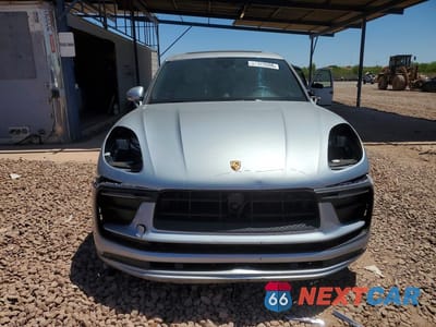 Piąte zdjęcie samochodu w środku: 2025 PORSCHE MACAN BASE VIN:WP1AA2A52SLB08885 - miniatura