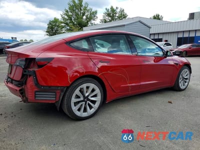 Trzecie zdjęcie samochodu z tyłu: 2022 TESLA MODEL 3 VIN:5YJ3E1EA8NF287912 - miniatura