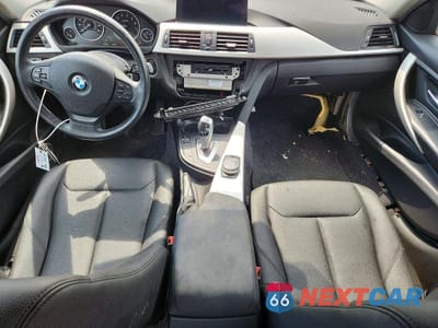 Zdjęcie 8 z 12 samochodu: 2018 BMW 320 XI VIN:WBA8A3C51JA499795 - miniatura