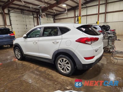 Drugie zdjęcie samochodu z przodu: 2016 HYUNDAI TUCSON SE VIN:KM8J3CA49GU066883 - miniatura