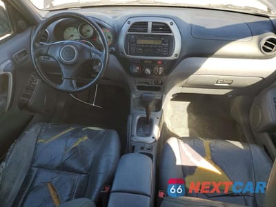 Zdjęcie 8 z 13 samochodu: 2002 TOYOTA RAV4 BASE VIN:JTEHH20V526022798 - miniatura