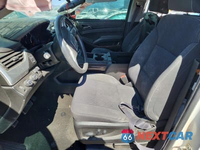 Zdjęcie 7 z 12 samochodu: 2017 GMC YUKON XL K1500 SLE VIN:1GKS2FKC1HR265437 - miniatura
