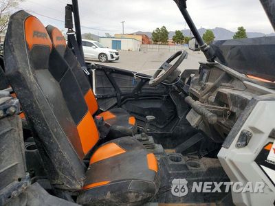 Piąte zdjęcie samochodu w środku: 2018 POLARIS RZR TURBO XP UTILITY VEHICLE VIN:3NSVFE926JF937703 - miniatura