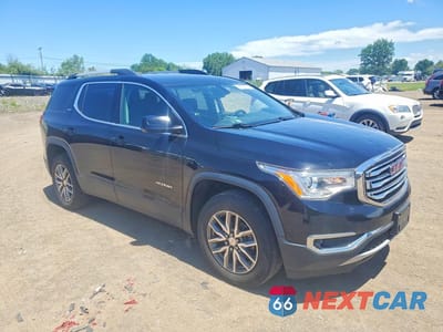 Czwarte zdjęcie samochodu z boku: 2018 GMC ACADIA VIN:1GKKNSLA2JZ167584 - miniatura