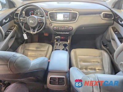 Zdjęcie 8 z 12 samochodu: 2016 KIA SORENTO EX VIN:5XYPHDA58GG071380 - miniatura
