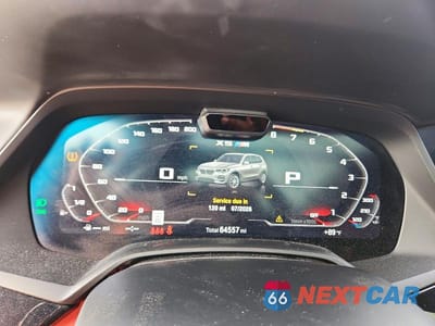 Zdjęcie 9 z 14 samochodu: 2021 BMW X5 M VIN:5YMJU0C08M9H76781 - miniatura
