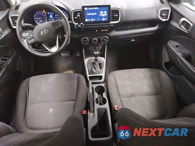 Zdjęcie 8 z 12 samochodu: 2021 HYUNDAI VENUE SE VIN:KMHRB8A30MU068334 - miniatura
