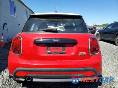 Zdjęcie 6 z 12 samochodu: 2022 MINI COOPER VIN:WMW33DH03N2P66278 - miniatura
