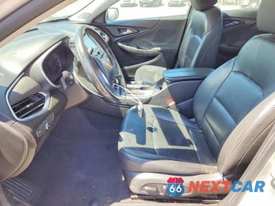 Zdjęcie 7 z 12 samochodu: 2018 CHEVROLET MALIBU LT VIN:1G1ZD5ST9JF125120 - miniatura