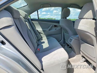 Zdjęcie 10 z 12 samochodu: 2011 TOYOTA CAMRY LE VIN:4T1BF3EK0BU179831 - miniatura
