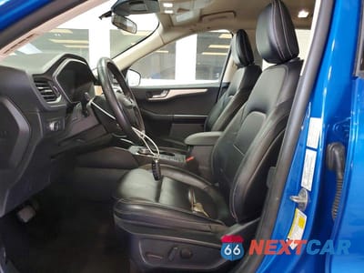 Zdjęcie 7 z 13 samochodu: 2020 FORD ESCAPE VIN:1FMCU9H6XLUB26616 - miniatura
