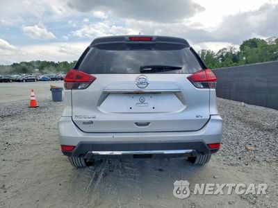Zdjęcie 6 z 14 samochodu: 2018 NISSAN ROGUE SV VIN:5N1AT2MT4JC788353 - miniatura