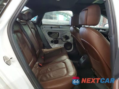Zdjęcie 10 z 12 samochodu: 2016 AUDI A3 PREMIUM VIN:WAUB8GFF6G1006778 - miniatura