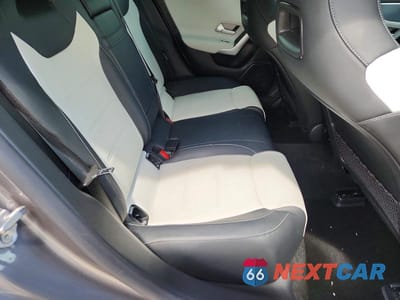 Zdjęcie 10 z 13 samochodu: 2022 MERCEDES-BENZ CLA 250 4MATIC VIN:W1K5J4HB6NN322738 - miniatura