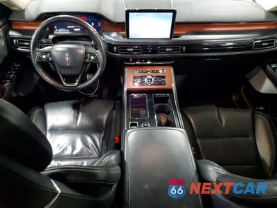 Zdjęcie 8 z 13 samochodu: 2022 LINCOLN AVIATOR RESERVE VIN:5LM5J7XC7NGL02792 - miniatura