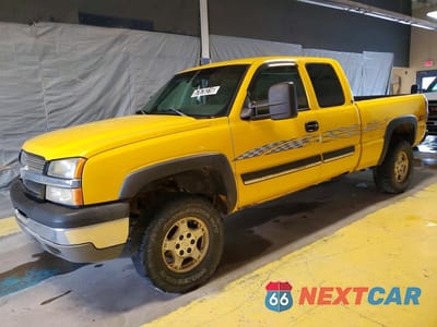 2003 CHEVROLET SILVERADO K1500 1GCEK19T23Z328006 - główne zdjęcie licytacji z USA - miniatura