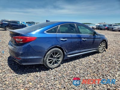 Trzecie zdjęcie samochodu z tyłu: 2015 HYUNDAI SONATA SPORT VIN:5NPE34AF4FH200723 - miniatura