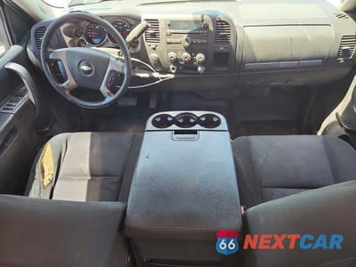 Zdjęcie 8 z 12 samochodu: 2012 CHEVROLET SILVERADO K2500 HEAVY DUTY LT VIN:1GC2KXCG6CZ321979 - miniatura