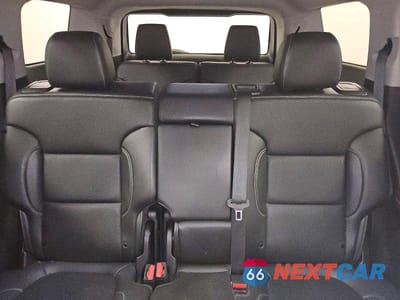 Zdjęcie 10 z 13 samochodu: 2023 GMC ACADIA SLT VIN:1GKKNML45PZ199346 - miniatura