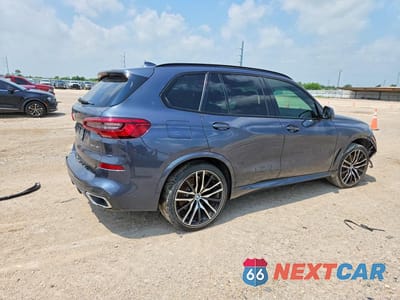 Trzecie zdjęcie samochodu z tyłu: 2020 BMW X5 VIN:5UXCR4C0XLLW63289 - miniatura