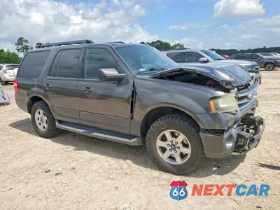Czwarte zdjęcie samochodu z boku: 2016 FORD EXPEDITION XL VIN:1FMJU1FTXGEF15497 - miniatura