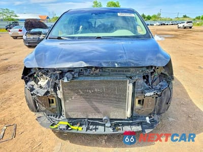 Piąte zdjęcie samochodu w środku: 2016 KIA SEDONA SXL VIN:KNDME5C11G6173974 - miniatura