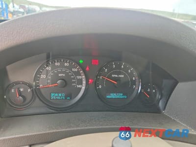 Zdjęcie 9 z 14 samochodu: 2006 JEEP GRAND CHEROKEE LAREDO VIN:1J4GR48K86C309802 - miniatura