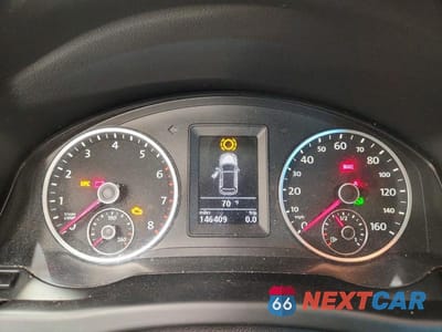 Zdjęcie 9 z 12 samochodu: 2011 VOLKSWAGEN TIGUAN S VIN:WVGBV7AX8BW532526 - miniatura