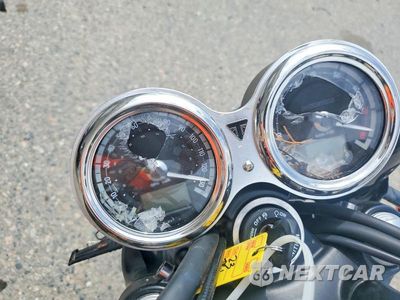 Zdjęcie 7 z 9 samochodu: 2023 TRIUMPH MOTORCYCLE BONNEVILLE T120 VIN:SMTD40HL6PTBL7719 - miniatura