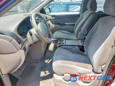 Zdjęcie 7 z 14 samochodu: 2004 TOYOTA SIENNA LE 7 PASSENGER VIN:5TDZA23C14S008942 - miniatura