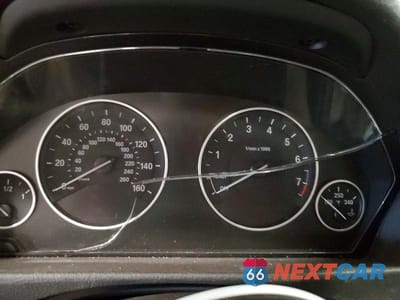 Zdjęcie 9 z 12 samochodu: 2016 BMW 320 XI VIN:WBA8A3C50GK688828 - miniatura