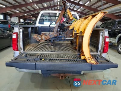 Zdjęcie 6 z 12 samochodu: 2016 FORD F250 SUPER DUTY VIN:1FT7X2B62GEC78290 - miniatura
