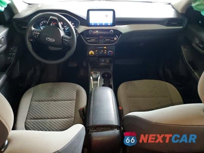 Zdjęcie 8 z 13 samochodu: 2022 FORD ESCAPE SE VIN:1FMCU0G68NUB15940 - miniatura