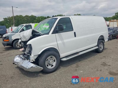 2025 CHEVROLET EXPRESS G2500 1GCWGAFP1S1257486 - główne zdjęcie licytacji z USA - miniatura