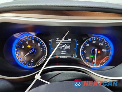Zdjęcie 9 z 13 samochodu: 2017 CHRYSLER PACIFICA TOURING L VIN:2C4RC1BG3HR636086 - miniatura