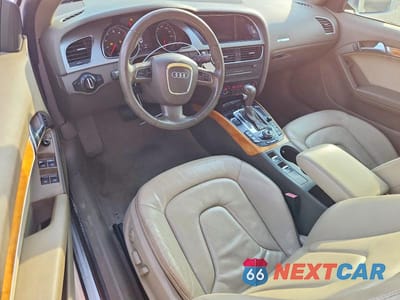 Zdjęcie 8 z 13 samochodu: 2010 AUDI A5 PREMIUM PLUS VIN:WAUJFAFH8AN026224 - miniatura