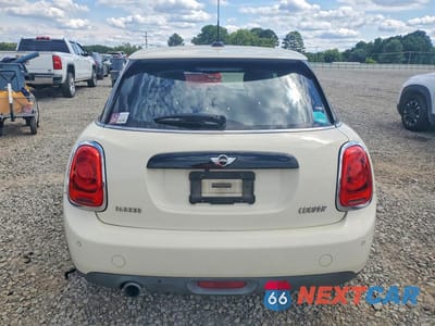 Zdjęcie 6 z 12 samochodu: 2017 MINI COOPER VIN:WMWXU1C57H2E19110 - miniatura