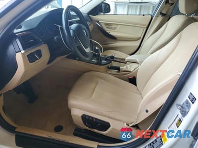 Zdjęcie 7 z 12 samochodu: 2014 BMW 328 XI VIN:WBA3B3C58EJ977353 - miniatura