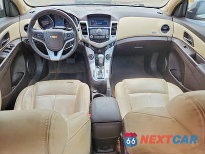 Zdjęcie 8 z 13 samochodu: 2011 CHEVROLET CRUZE LT VIN:1G1PG5S96B7109634 - miniatura