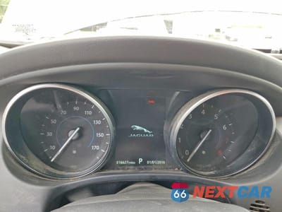 Zdjęcie 9 z 12 samochodu: 2019 JAGUAR XE PREMIUM VIN:SAJAD4FX3KCP46739 - miniatura