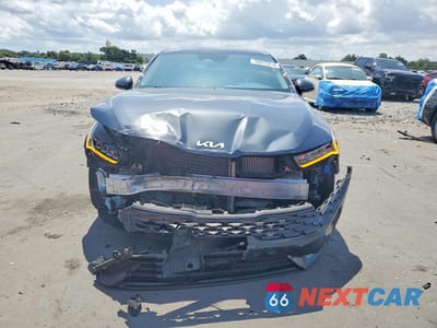Piąte zdjęcie samochodu w środku: 2022 KIA K5 EX VIN:5XXG34J24NG159543 - miniatura