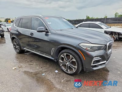 Czwarte zdjęcie samochodu z boku: 2020 BMW X5 SDRIVE 40I VIN:5UXCR4C02L9B52045 - miniatura